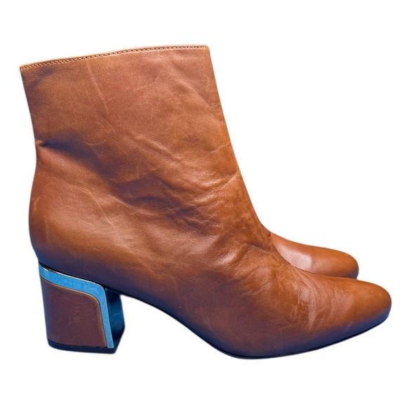 DKNY Corrie Womens Leather Contrast Trim Booties - Picture 1 of 11